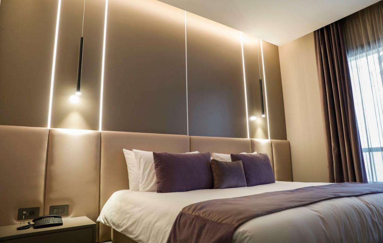 Rawsheh 51 Hotel Beirut Exterior photo