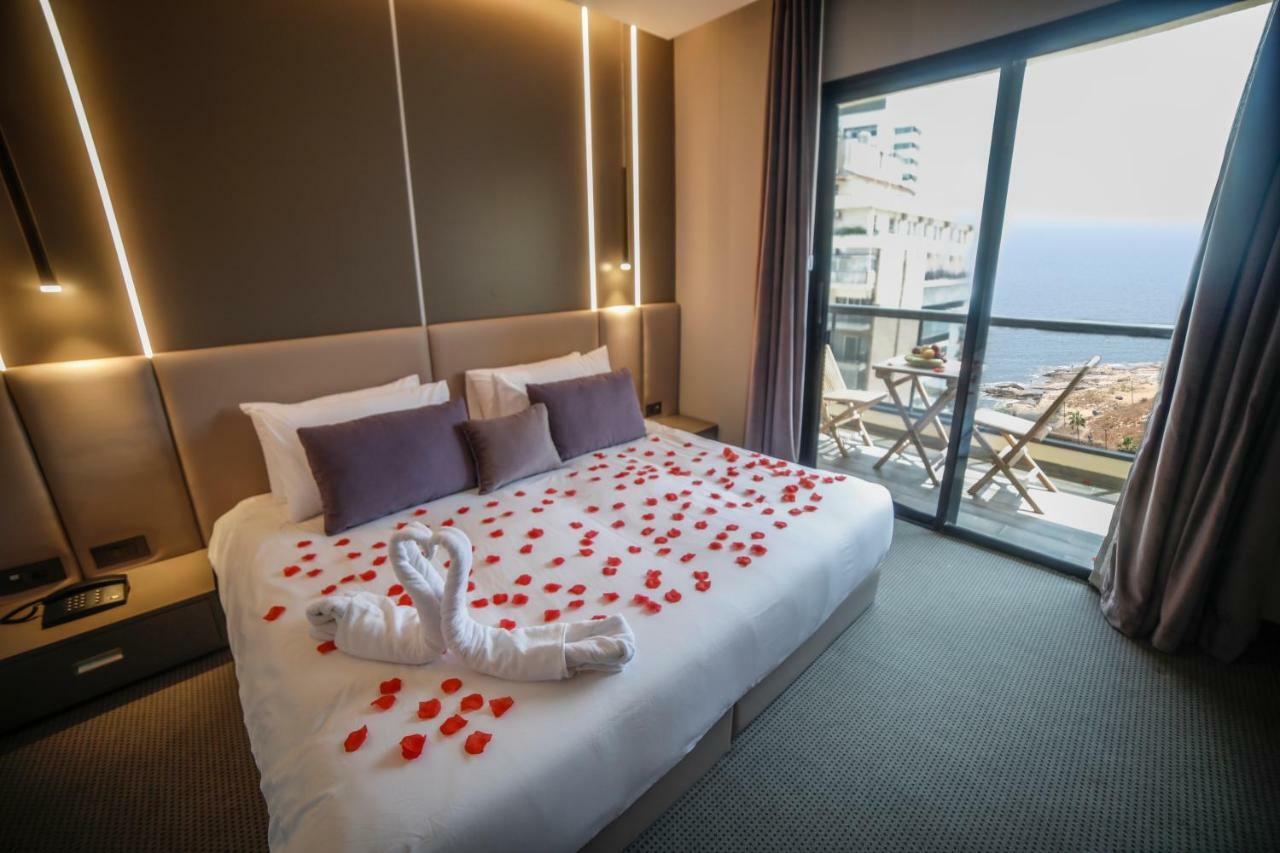 Rawsheh 51 Hotel Beirut Exterior photo